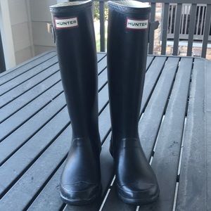 Hunter rain boots. Women’s size 5.